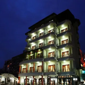 Dinasty Hotel Tirana