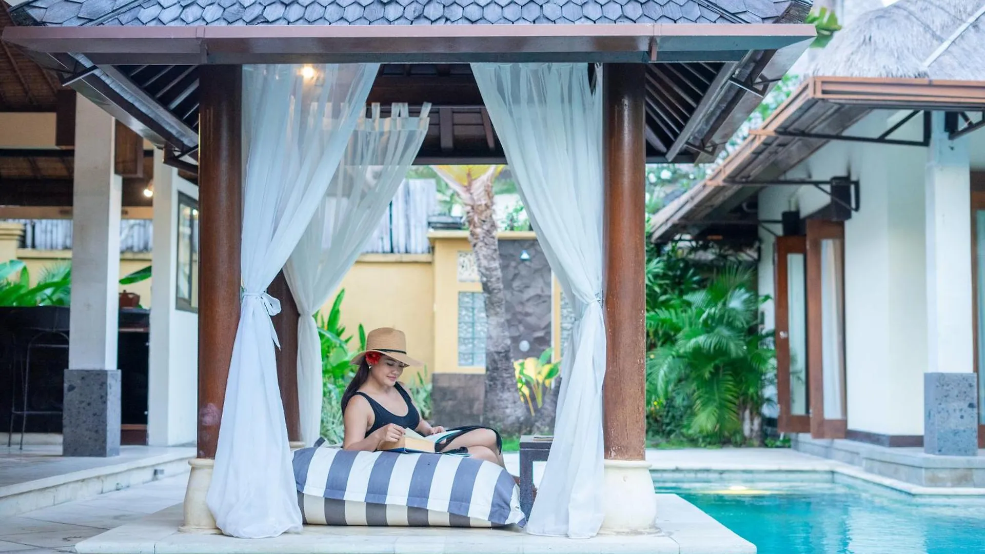 The Maya Seminyak Villas