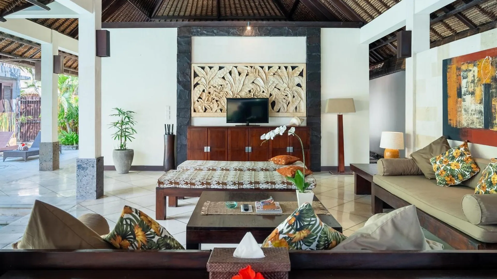 The Maya Seminyak Villas